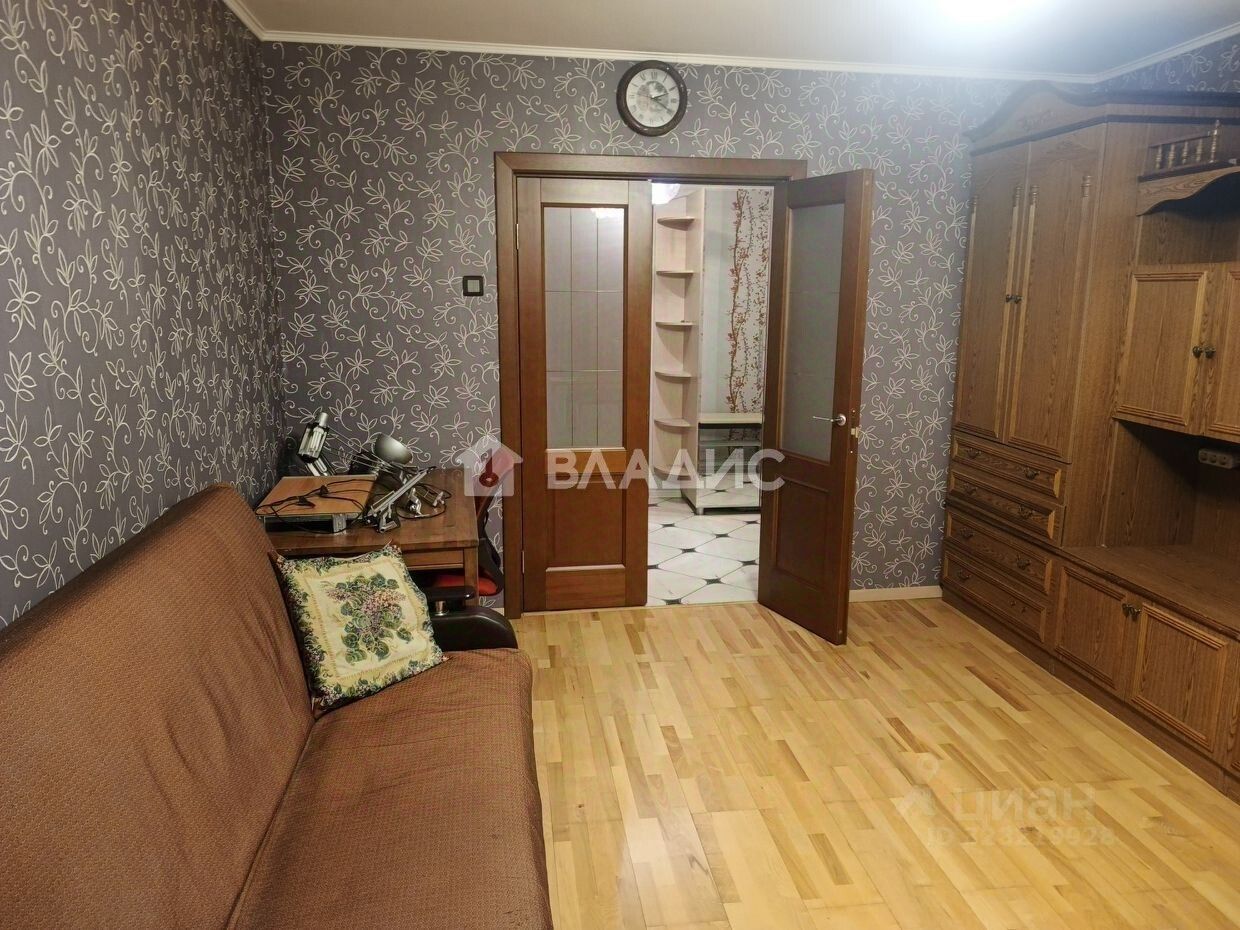 Продажа 4-комн квартиры на вторичном рынке Пушкино, Лесная улица, 3