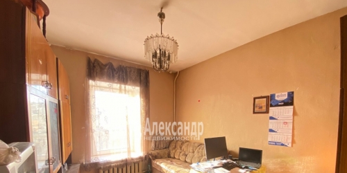 3-комн квартира Старо-Петергофский пр.,  д. 15