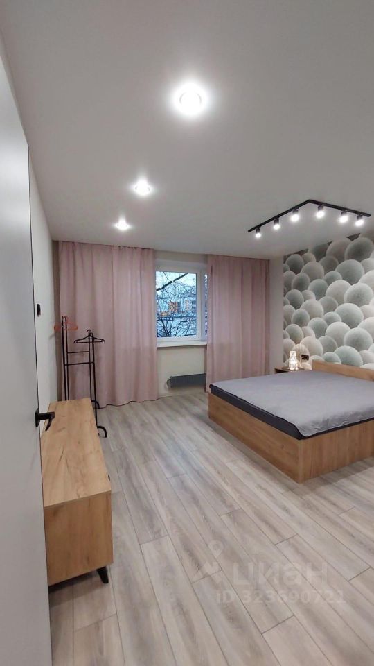 Продажа 1-комн квартиры на вторичном рынке Филевский бульвар, 12