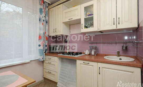 Продажа 2-комн квартиры на вторичном рынке Матвеевская улица,  д. 42 к2