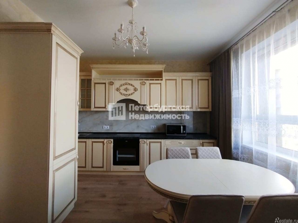 Аренда 3-комн квартиры на вторичном рынке ул Типанова, д 23 к 1