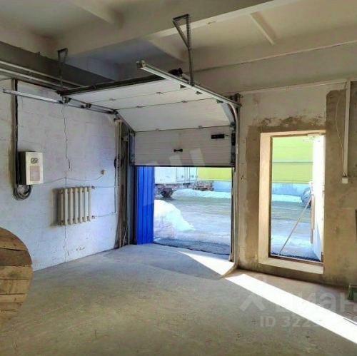 Склад Южный, Фабричная улица,  д. 4