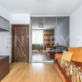 Продажа 2-комн квартиры на вторичном рынке Морская наб,  д. 39 к1