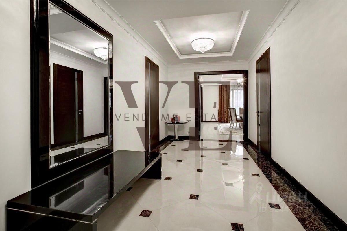 Аренда 3-комн квартиры на вторичном рынке Большой Козихинский переулок, 25